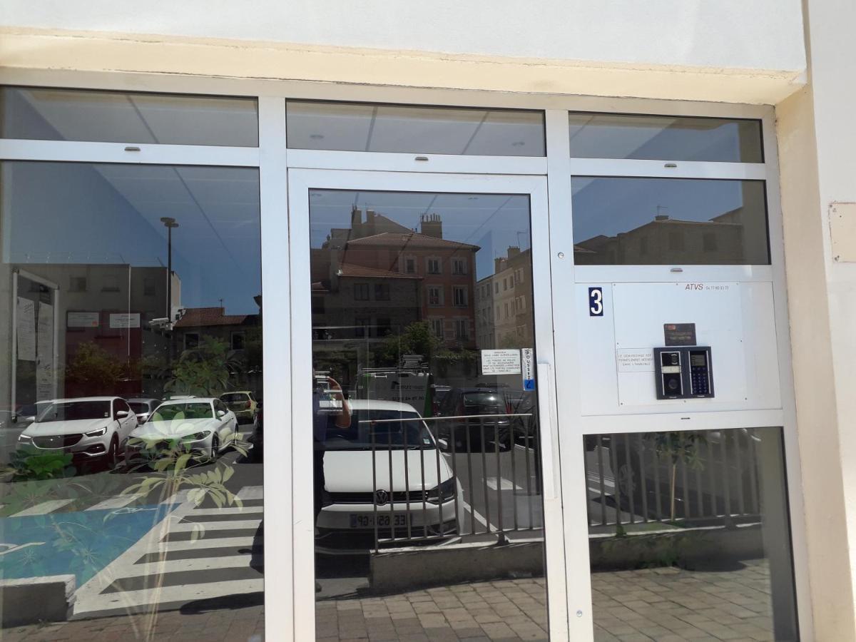 Appartement Hyper Centre Avec Garage Saint-Etienne  Ngoại thất bức ảnh